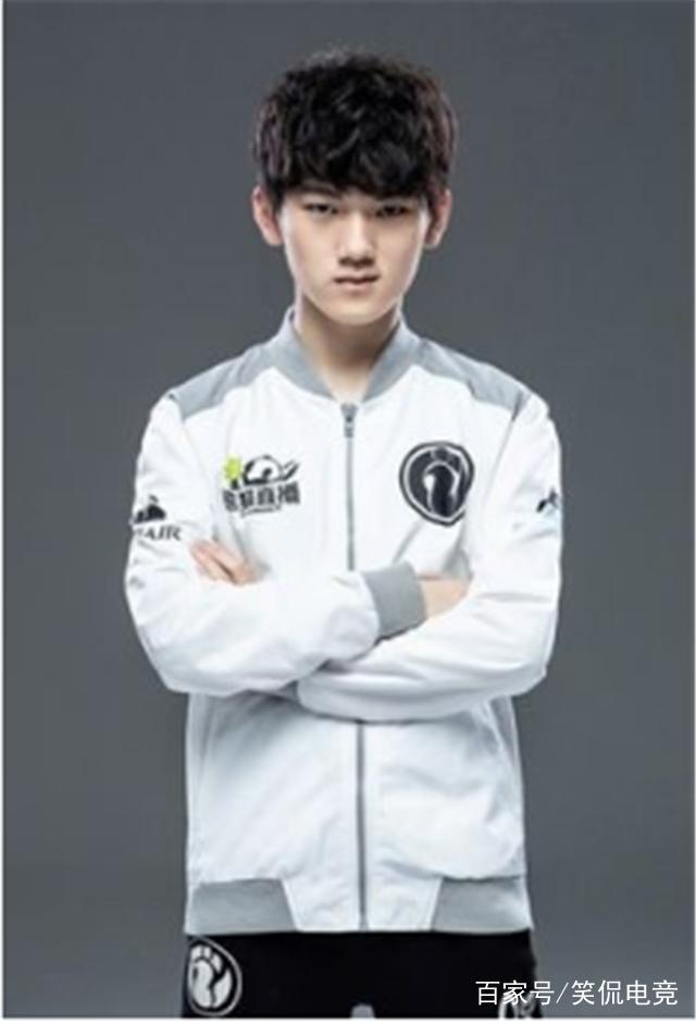 复杂战队晋级PGL布加勒斯特2025半决赛，击败 aurora